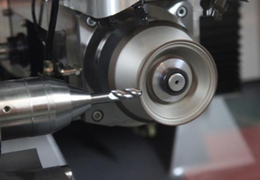 grinding ultra-high strength steel